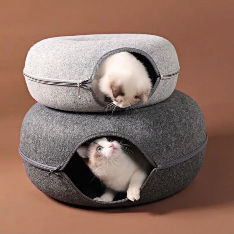 Large Donut- shaped Tunnel Round Felt Cat Bed